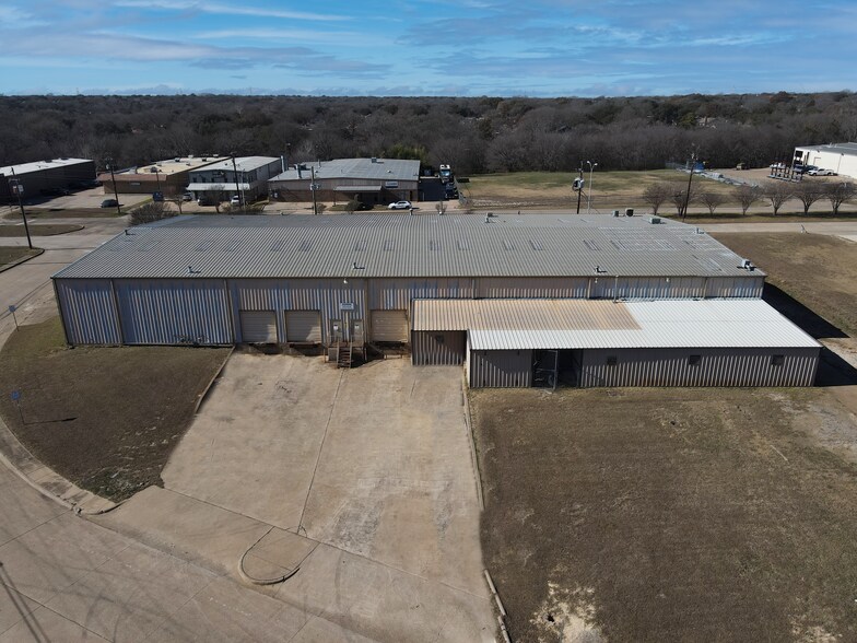 More Photos Of 1146 S Cedar Ridge Dr, Duncanville Industrial For Sale