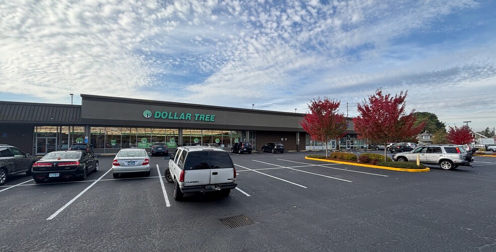More Photos Of 6828-6868 SE Foster Rd, Portland Unknown For Lease