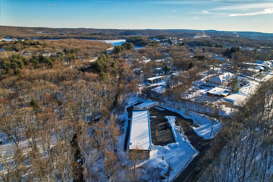 More Photos Of 524-534 Wolcott Rd, Wolcott Unknown For Lease