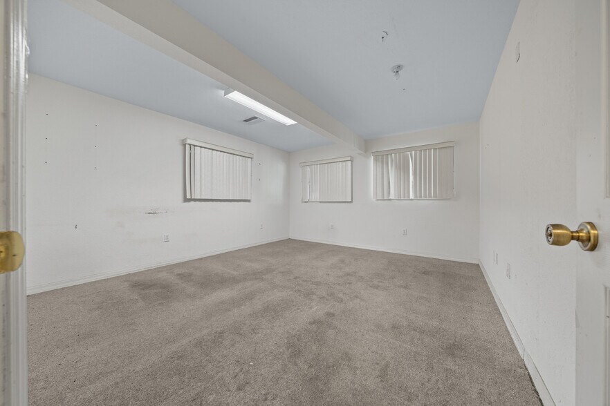 More Photos Of 11641 SW 90th Ter, Ocala Warehouse For Lease