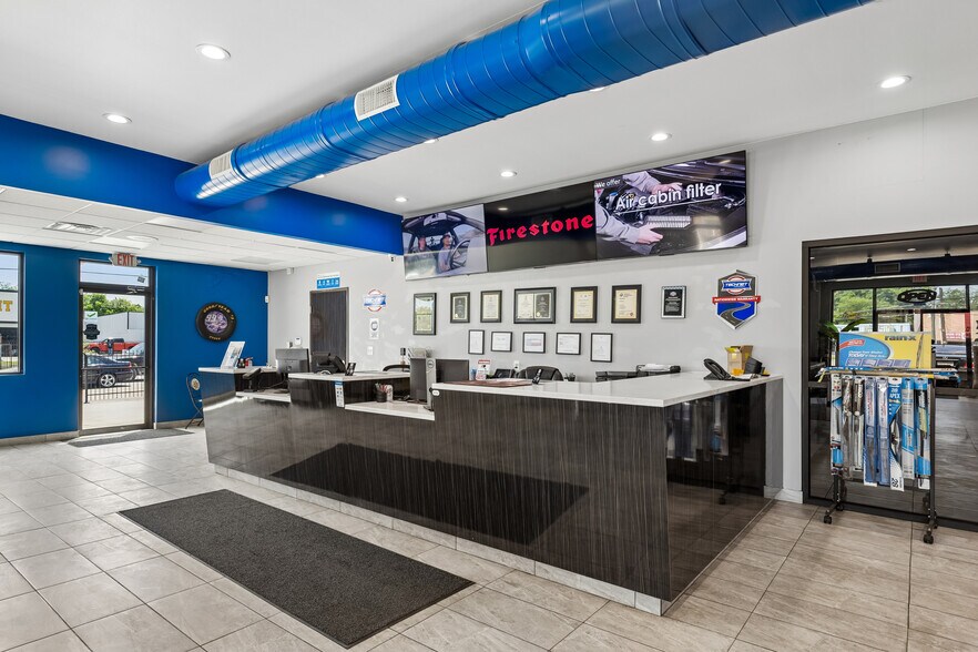 More Photos Of 4001 S Buckner Blvd, Dallas Service For Sale