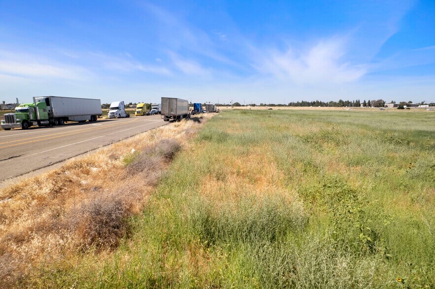 More Photos Of 621 Yettner Rd, French Camp Land For Sale