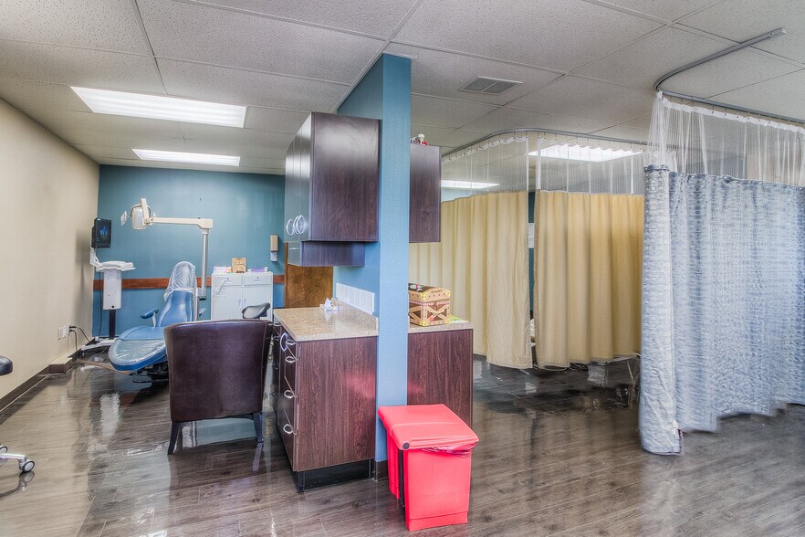 More Photos Of 2201 E Edison Rd, Sunnyside Office For Sale