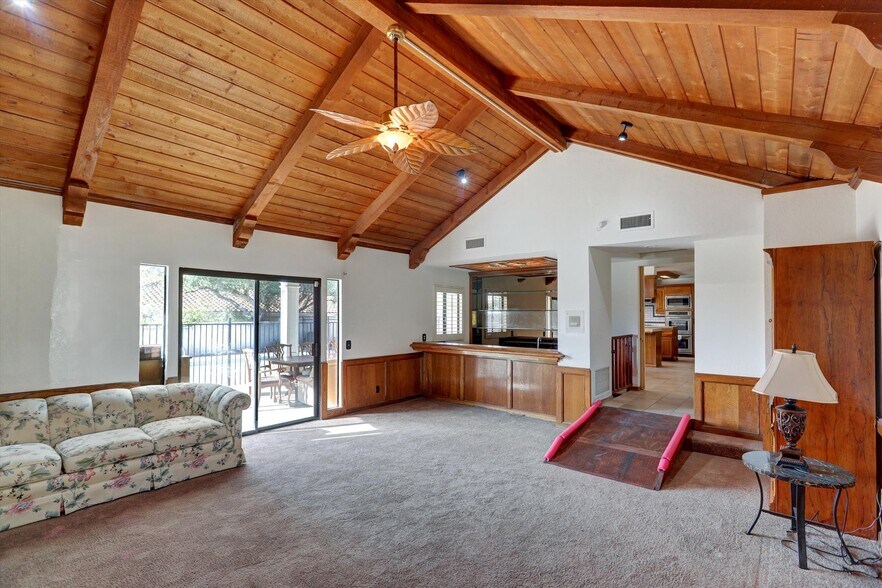 More Photos Of 784 Pomello Dr, Claremont Assisted Living For Lease