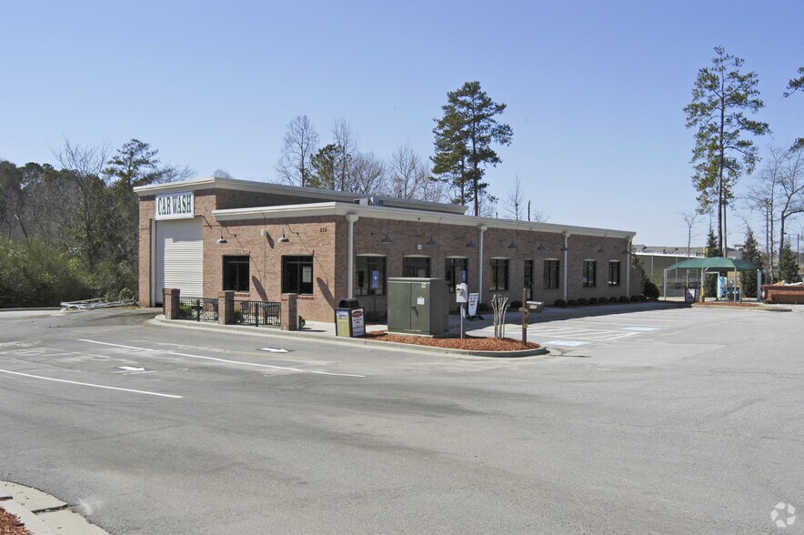 More Photos Of 272 N Glynn St, Fayetteville Carwash For Sale