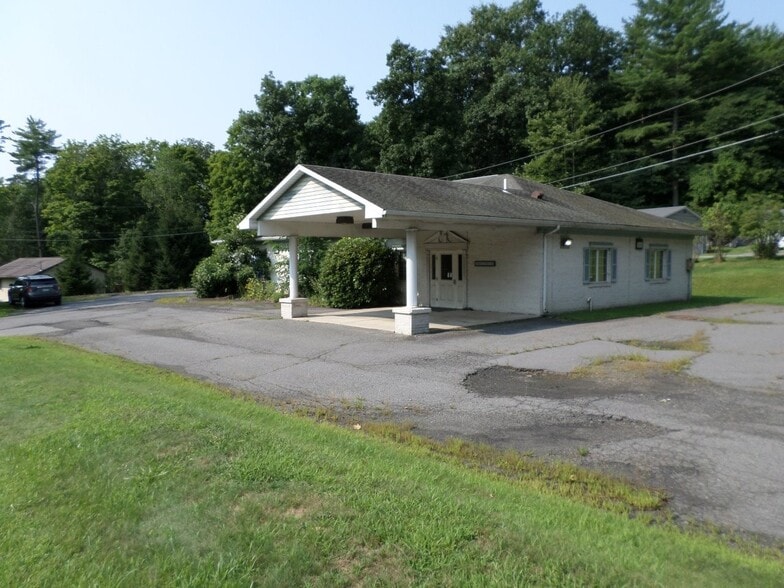 More Photos Of 1240 State Route 307, Lake Winola Office For Sale