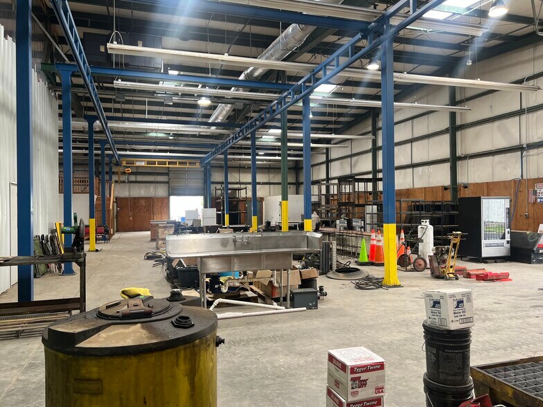 More Photos Of 463 Industry Rd, Waynesboro Warehouse For Lease