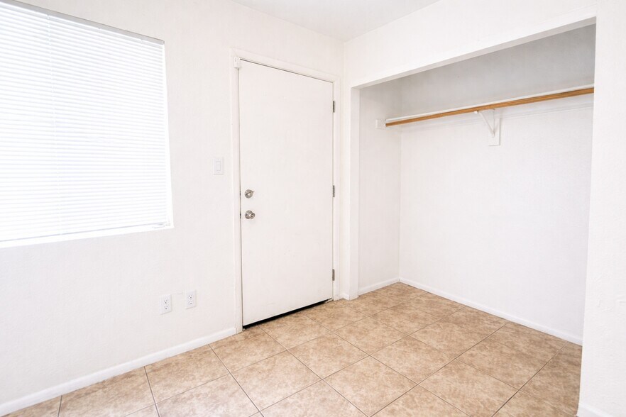 More Photos Of 8939 N 8th St, Phoenix Apartments For Sale
