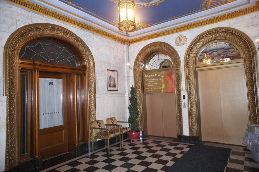 More Photos Of 500 Willow Ave, Council Bluffs Office For Lease