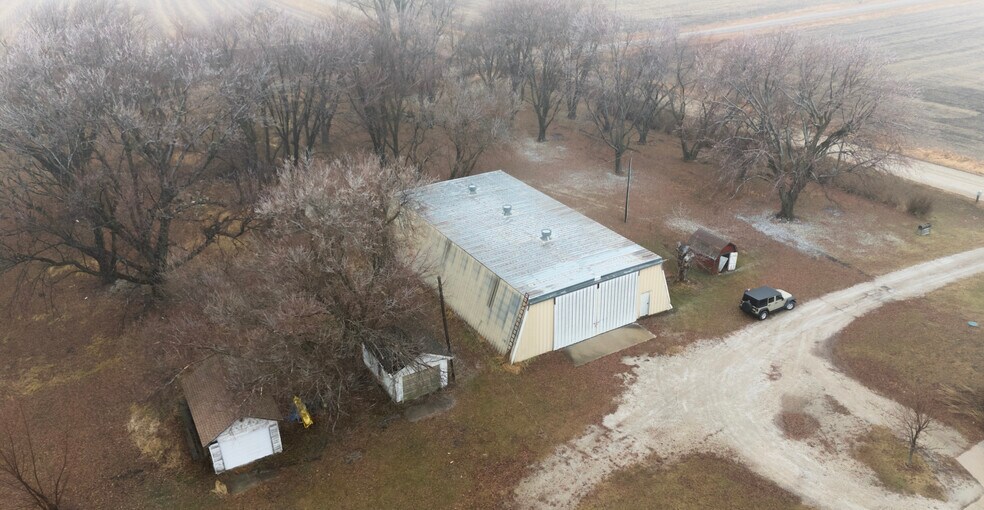 More Photos Of 17069 400th St, Leland Contractor Storage Yard For Sale