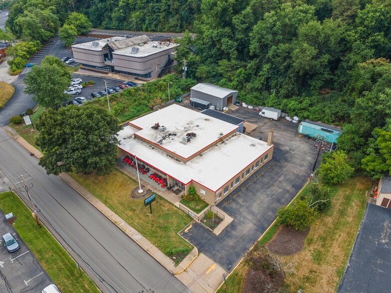 More Photos Of 520 E Bruceton Rd, Pittsburgh Freestanding For Sale