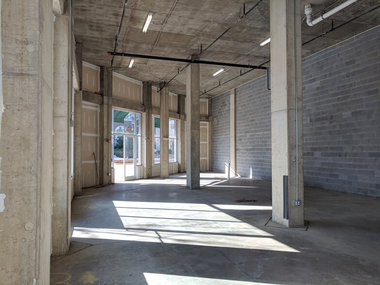 More Photos Of 4400 Telfair Blvd, Camp Springs Apartments For Lease