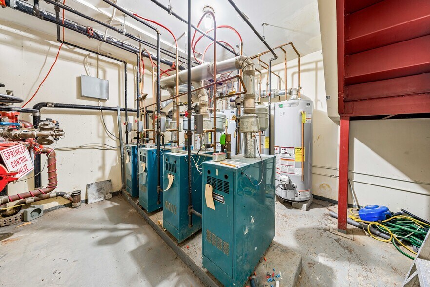 More Photos Of 3530 10th St, Astoria Apartments For Sale