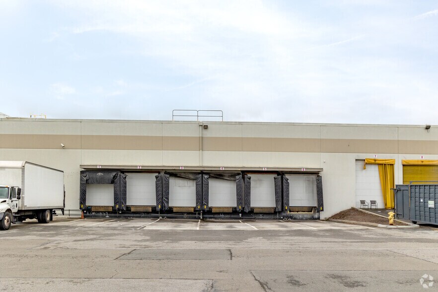 More Photos Of 881-897 Wrigley Way, Milpitas Manufacturing For Lease