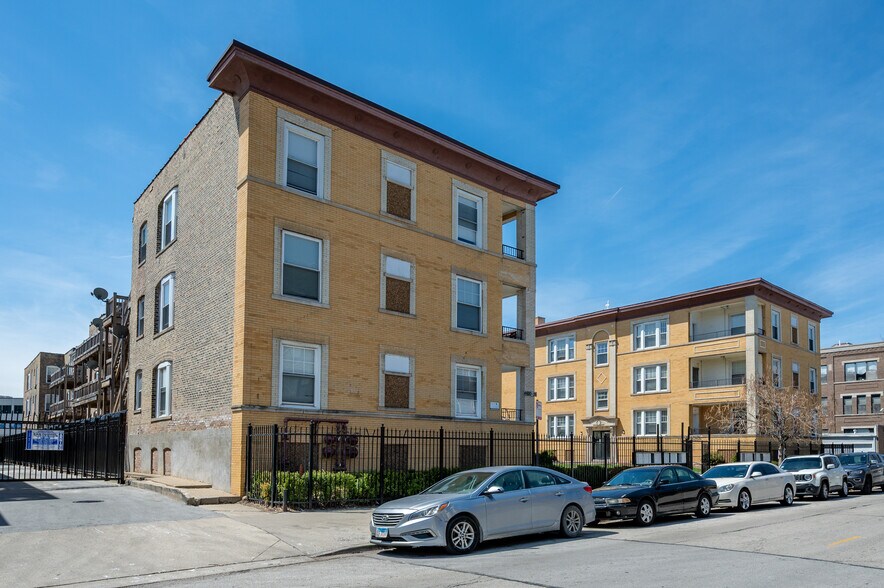 Primary Photo Of 4612-4626 S Lake Park Ave, Chicago Apartments For Sale