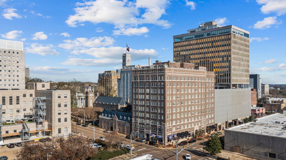 Primary Photo Of 308 E Pearl St, Jackson Office Residential For Sale