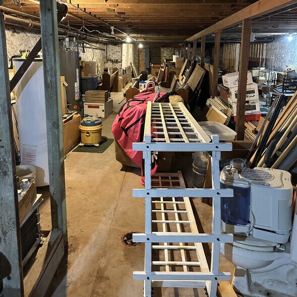 More Photos Of 712 Main St, Alma Storefront Retail Office For Sale