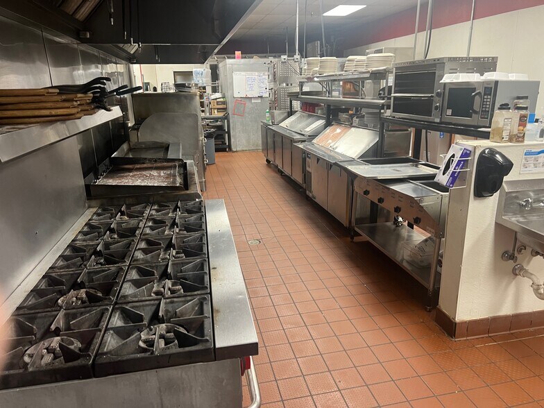 More Photos Of 107 W Coal Ave, Gallup Restaurant For Sale