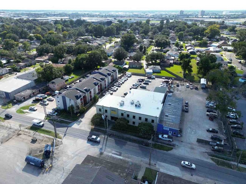 More Photos Of 724 Central Ave, New Orleans Light Distribution For Sale