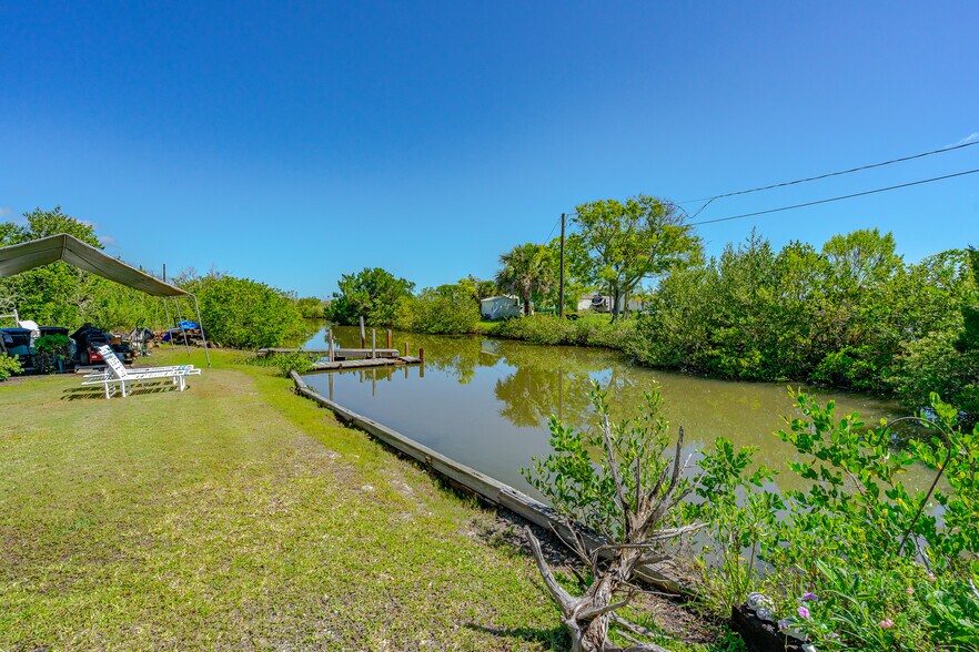 More Photos Of 416 E. Halifax Ave., Oak Hill Land For Sale