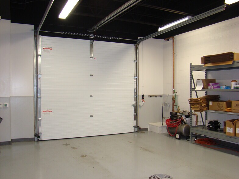 More Photos Of 1750 Granite Station Rd, Gettysburg Office For Sale