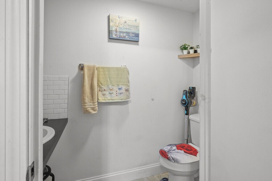 More Photos Of 1792-1806 Pleasant St, Fall River Storefront Retail Residential For Sale