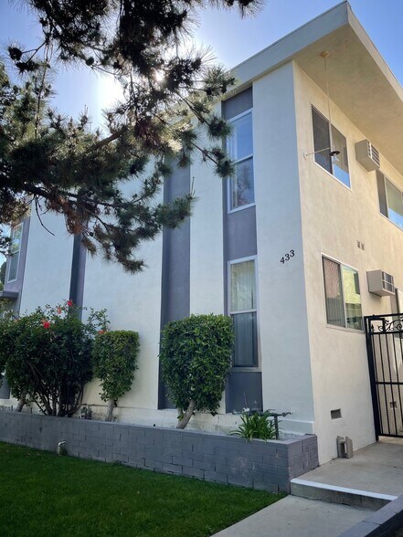 Primary Photo Of 433 E Cedar Ave, Burbank Apartments For Sale