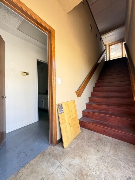 More Photos Of 5731 Palmer Way, Carlsbad Research And Development For Lease