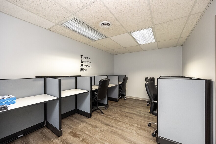 More Photos Of 728 Springdale Dr, Exton Office For Lease