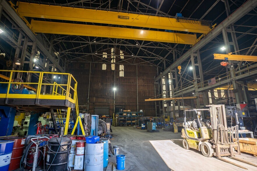 More Photos Of 347 E Industrial Dr, Titusville Industrial For Sale