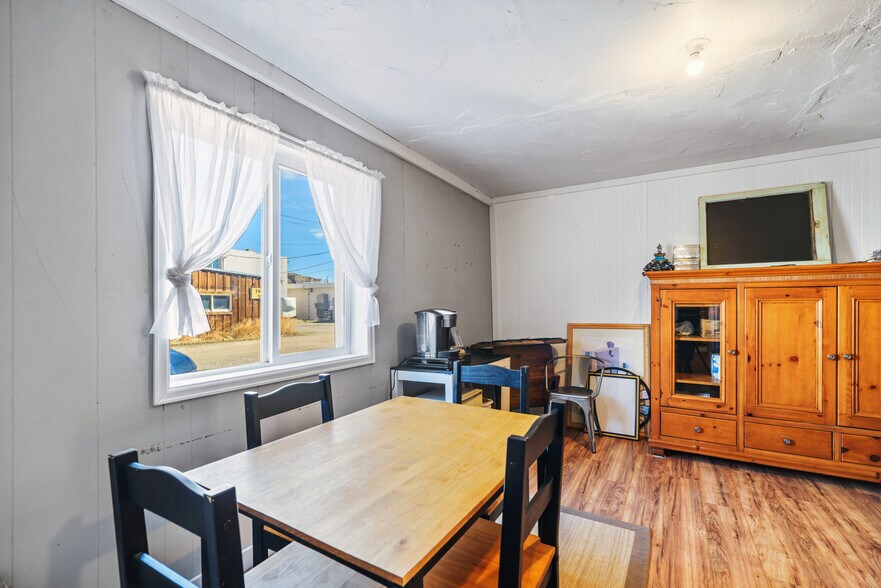 More Photos Of 104 N 3rd St, Kremmling Storefront Retail Residential For Sale