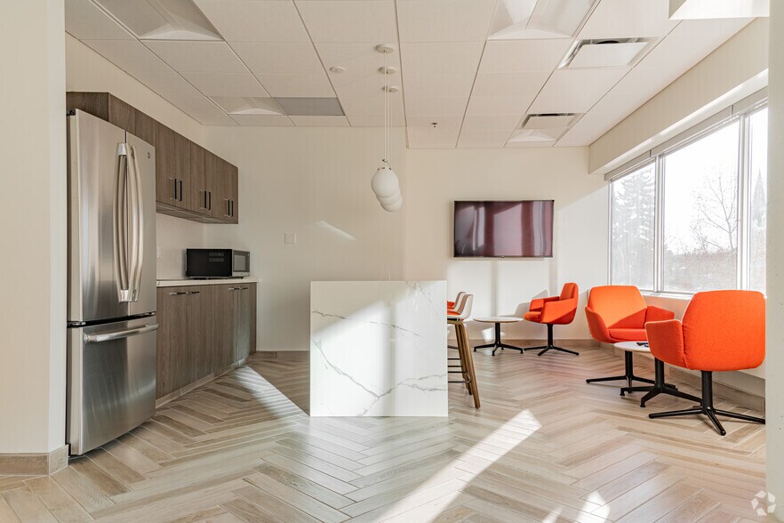 More Photos Of 340 12th Ave SW, Calgary Office For Lease