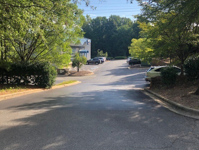 More Photos Of 1641 Matthews Township Pky, Matthews Freestanding For Lease