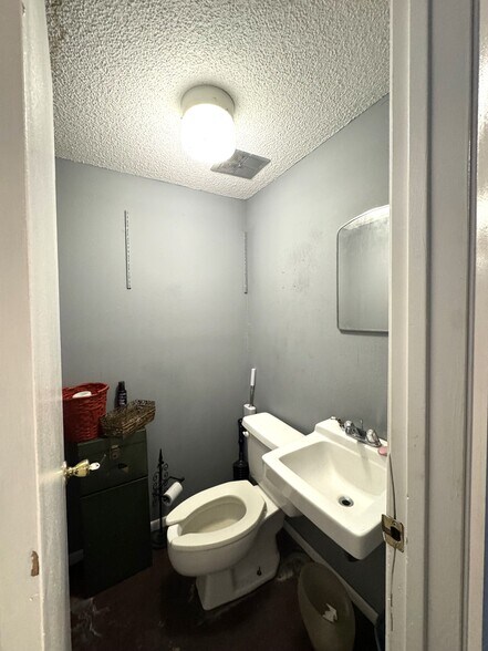 More Photos Of , Pensacola Unknown For Sale