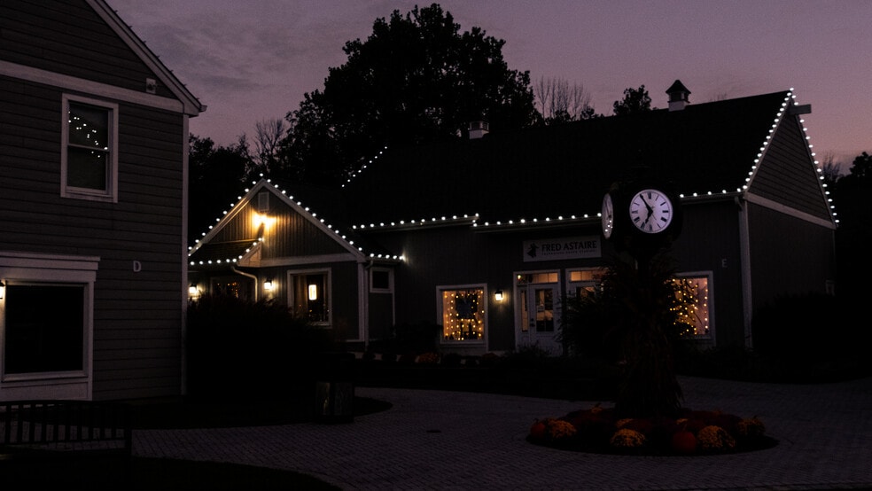 More Photos Of 75 State Route 15, Lafayette Unknown For Lease