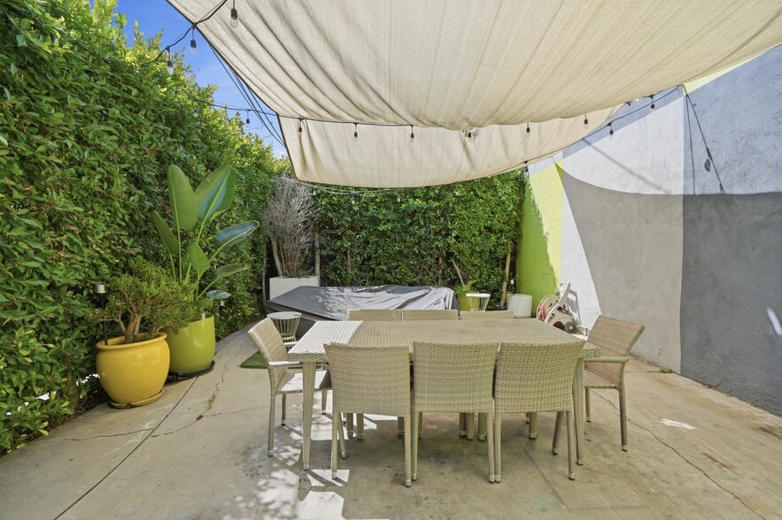 More Photos Of 720 N Market St, Inglewood Apartments For Sale