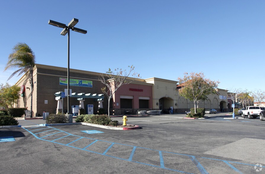 More Photos Of 23751 Washington Ave, Murrieta Unknown For Lease