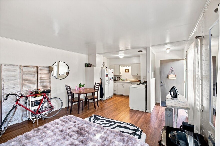 More Photos Of 1742 Center St NE, Salem Multifamily For Sale