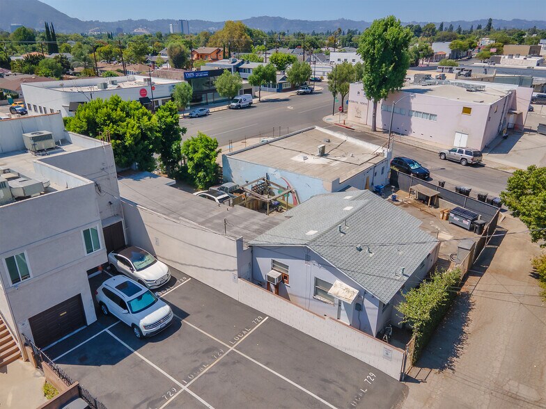 More Photos Of 1817 W Burbank Blvd, Burbank Daycare Center For Sale