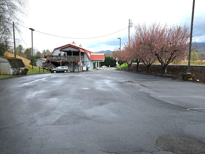 More Photos Of 701 NC-9, Black Mountain Land For Sale