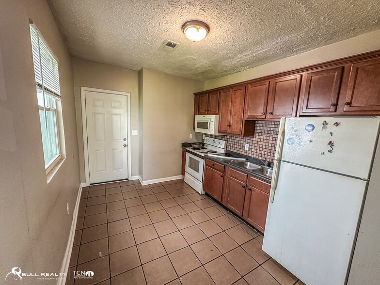 More Photos Of 516 NE Boulevard, Atlanta Apartments For Sale