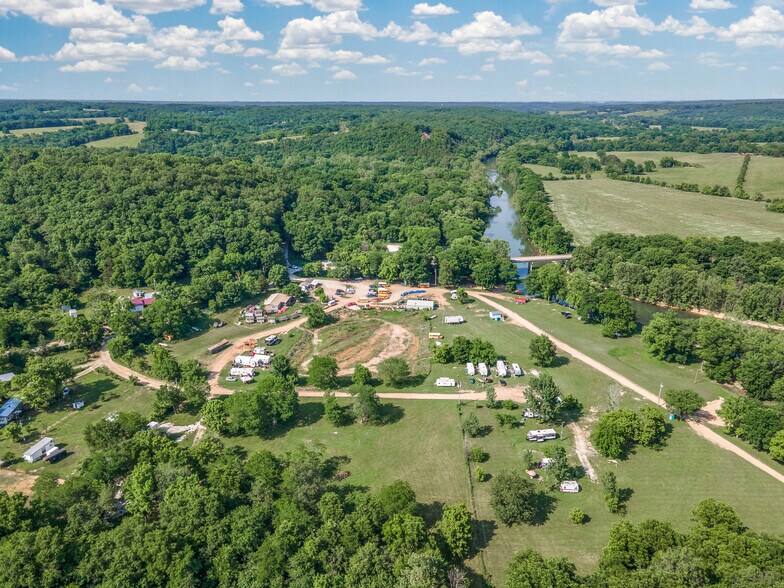 More Photos Of 1254 Hooten Town Rd, Crane Trailer Camper Park For Sale