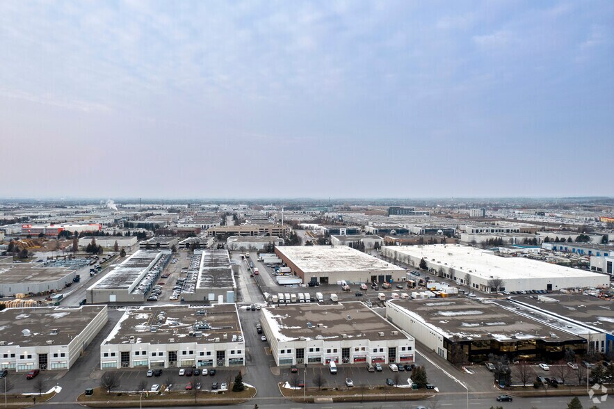 More Photos Of 1290 Creditstone Rd, Vaughan Light Distribution For Sale