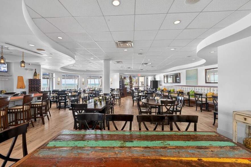 More Photos Of 1050 Easter Lily Ln, Vero Beach Specialty For Sale