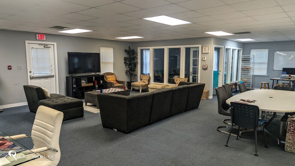 More Photos Of 192 Weatherly Dr, Fayetteville Daycare Center For Lease