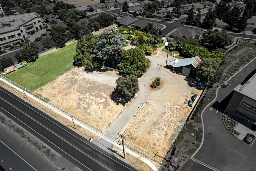 More Photos Of 9455 E Stockton Blvd, Elk Grove Specialty For Sale