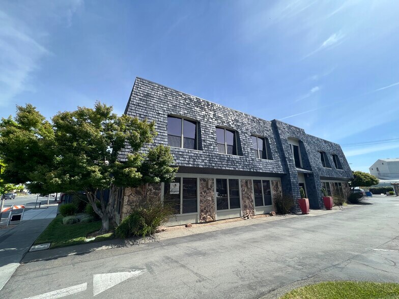 More Photos Of 422 Petaluma Blvd N, Petaluma Medical For Sale