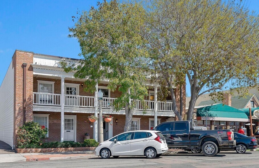 Primary Photo Of 7817 Herschel Ave, La Jolla Medical For Lease