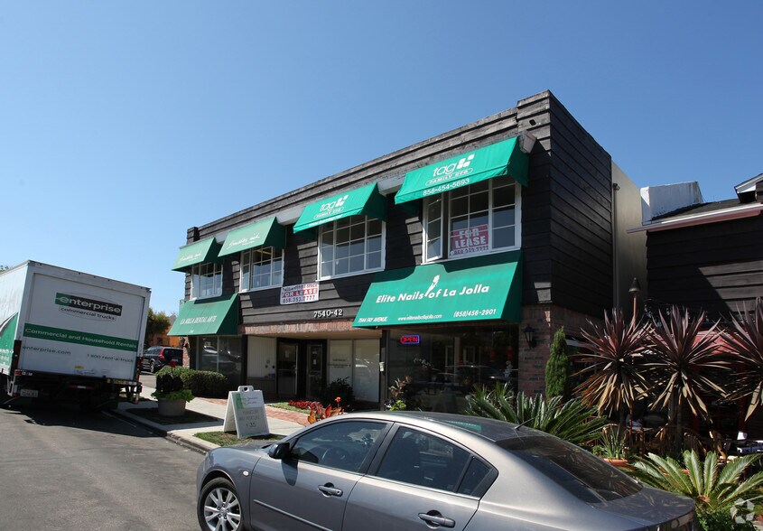 More Photos Of 7540-7542 Fay Ave, La Jolla Storefront Retail Office For Lease