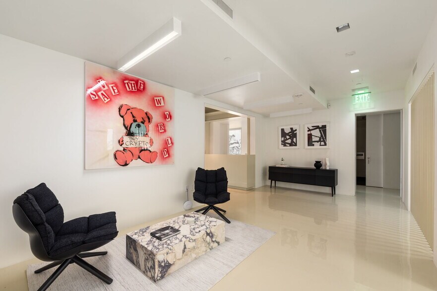 More Photos Of 9952 Santa Monica Blvd, Beverly Hills Office For Lease